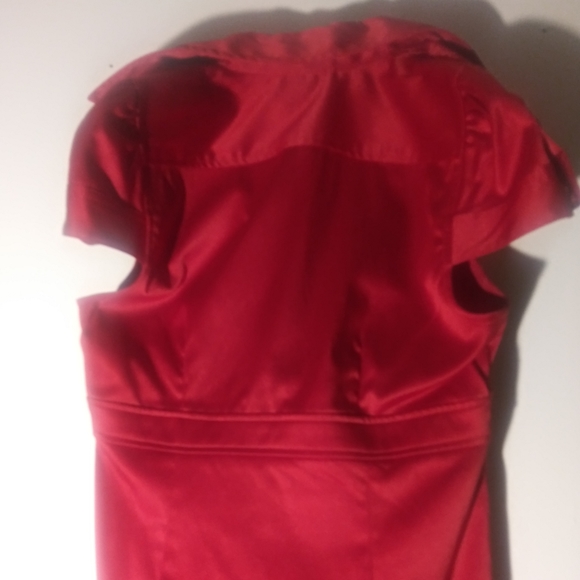 Dress - Picture 4 of 10